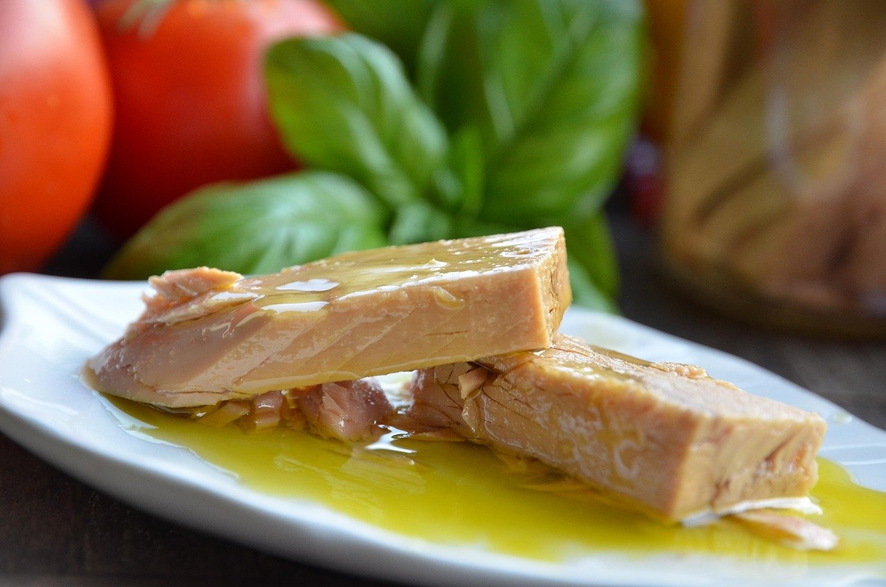 Salada de Atum com Feijão-Branco e Molho de Limão: Receita e Meal Prep