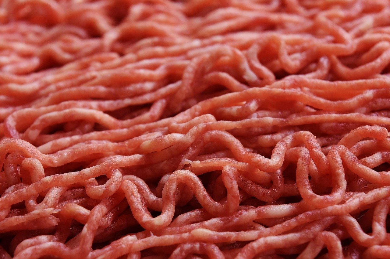 Carne moída magra com feijão e legumes