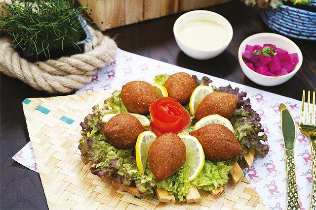 Quibe assado de abóbora com quinoa